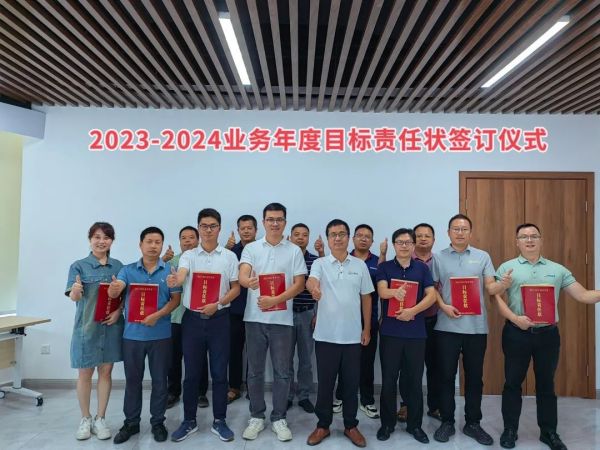 湖南興隆種業(yè)有限公司,長沙稻谷種植與銷售,長沙農(nóng)作物品種的選育,長沙農(nóng)業(yè)病蟲害防治服務(wù)